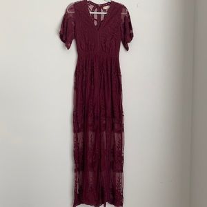 Lace short sleeve maxi dress (floral crochet lace overlay, partial lining)